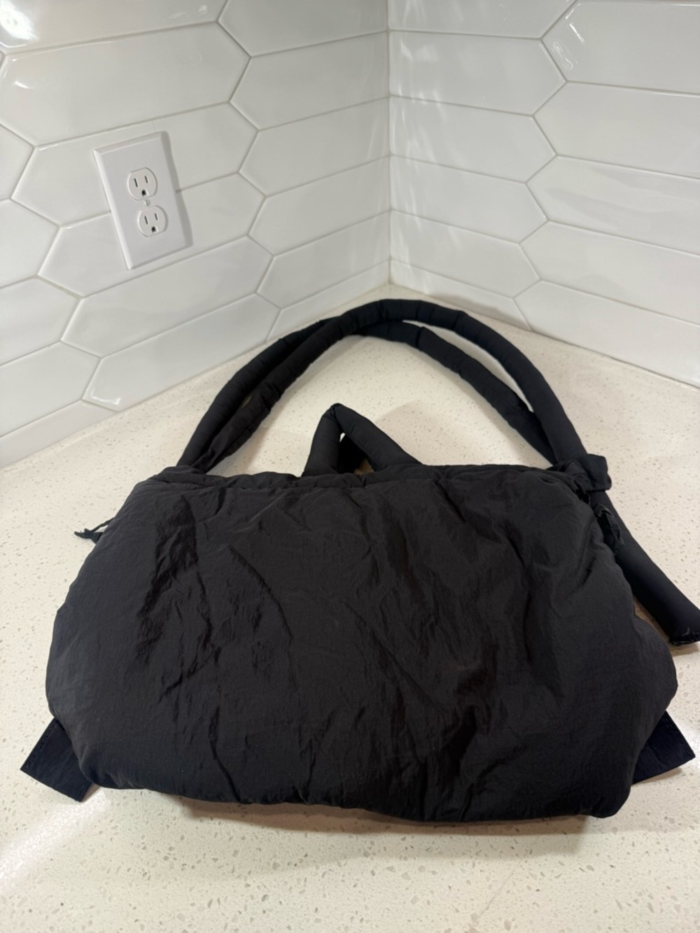 Black Puffer Tote Bag with Padded Handles - Picture 4 of 9